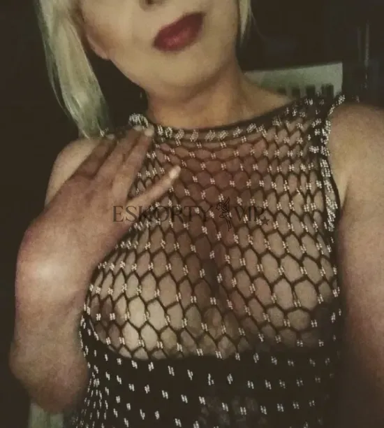 sexy-shemale